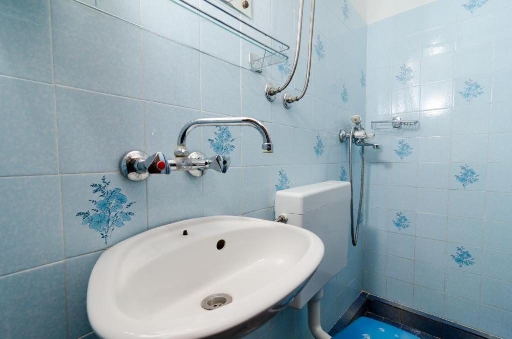 Holiday Home Jasminka Potomje Экстерьер фото